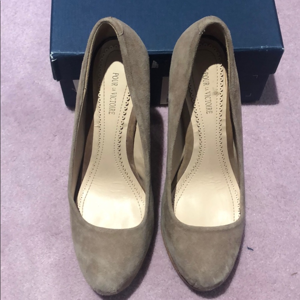 Pour La Victoire Irina Pump
